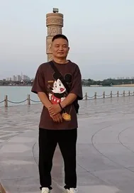 《望湖传奇之兄弟恩仇》小说封面